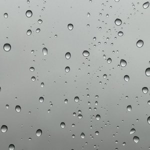 LONDON RAIN DROPS - 29.10.25.JPG