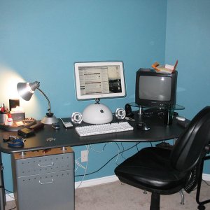 desk.jpg