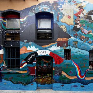 doorway near chinatown_web.jpg