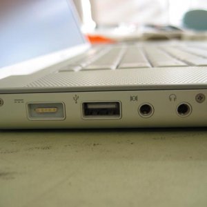 macbookProCaseSeparating1.jpg