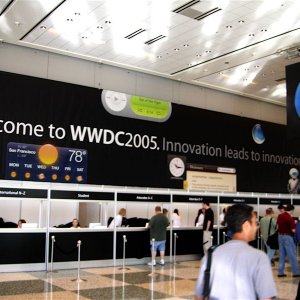 800px-WWDC_2005.jpg