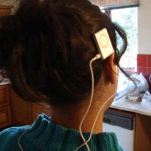 iPod_shuffle_HairClip2.JPG