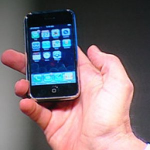 iphone_ctia.jpg