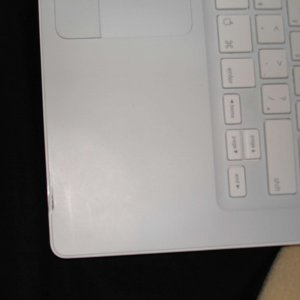 macbook crack.jpg