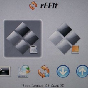 rEFIt Icons USB Stick+Vista DVD.jpg