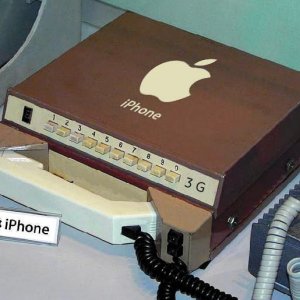 iPhone 3G.jpg