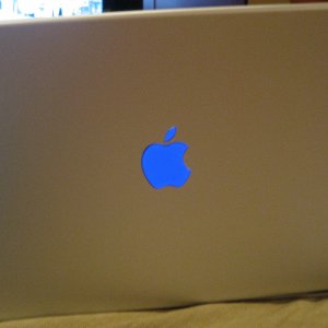 apple sticker1.jpg