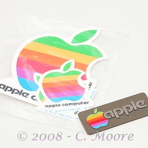 apple-badge.jpg