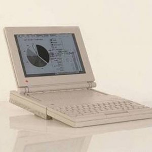 MacBook%20Prototyp%20(1985)%20.jpg