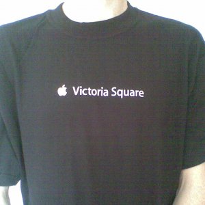 victoriasquaretshirt.jpg