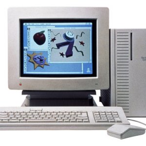 macintosh-quadra-700.jpg