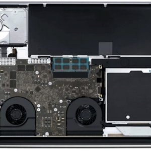 Inside the MBP 17".jpg