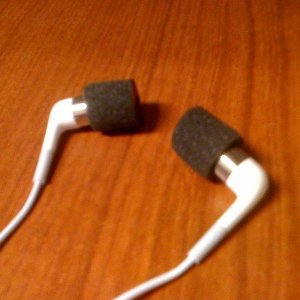 earphones 2.jpg