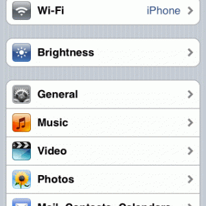 iPodtouch2GBluetooth.gif