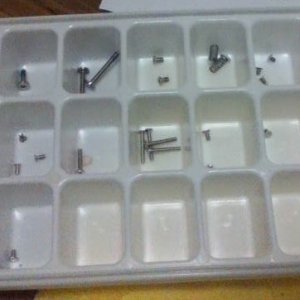 ibook screws.jpg