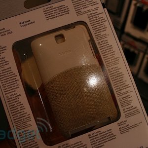 ipod-hama-case-ifa-18.jpg