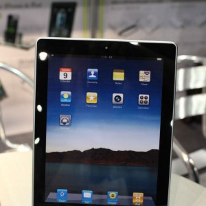 ipad2showf4.jpg