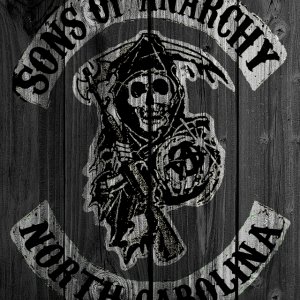 dark-wood-iphone5SOA copy.jpg