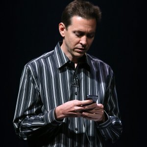 Scott+Forstall+Apple+Introduces+iPhone+5+QLXZ2C-LSsIx.jpg