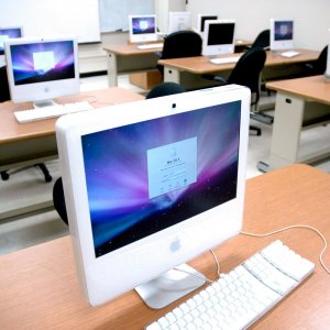 imac lab.jpg