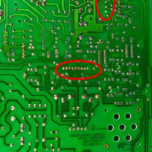 Analog solder side 120v Dry Joints.jpg