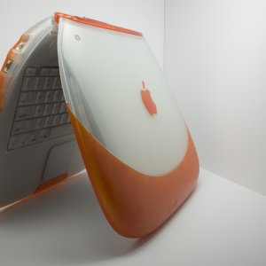 iBook Clamshell.jpg