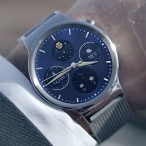 huawei-watch-silver.jpg