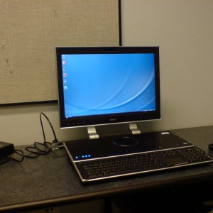 Dell2010ondesk.JPG