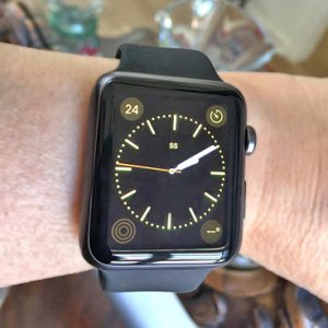 Apple Sport Watch 42 mm Space Gray.jpg