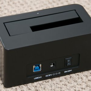 Inateck USB Docking Station 1.jpg