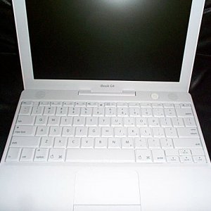 IBOOK G4  LID OPEN.jpg