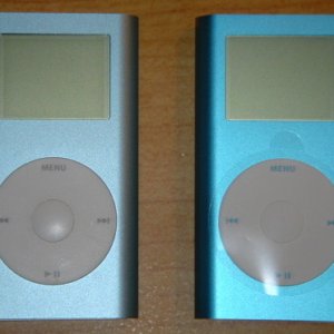 iPod Mini 1G vs 2G.jpg