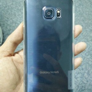 galaxy-note-5-leaked-1-348x465.jpg