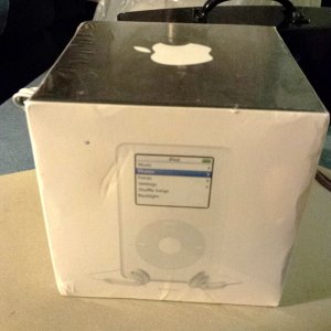 Apple Ipod 4th gen Classic 2nd Edition 60gb Photo - 1.jpg