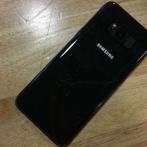 black-galaxy-s8-leaked-7.jpg