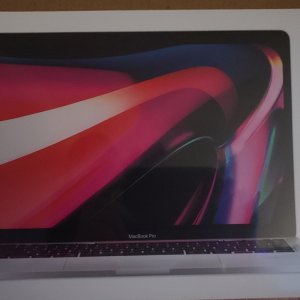 Macbook Pro M1.jpg