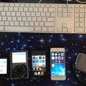 ipods on display.jpg