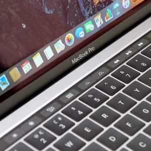 MacBook-Pro-Touchbar-2.jpg