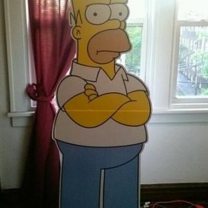 homer-simpson-life-size-cardboard-cut_1_4b4c2458409a21887b05515989625081.jpg