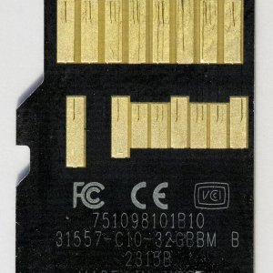 Lexar_1000x_MicroSDHC_UHS-II_U3_Class_10_-_Back.jpg