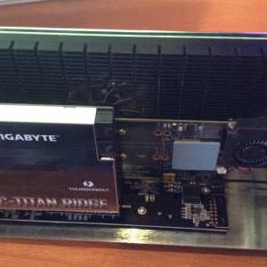 Sonnet Echo Express SE IIIe and PCIe risers - amfeltec length comparison.jpg