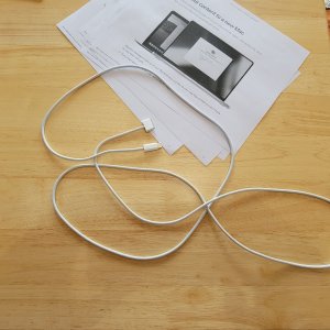 Apple cable.jpg