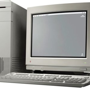 Apple-Macintosh-Quadra-950.jpg