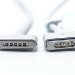 Magsafe 2 v 3.jpg