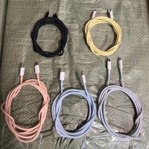 iphone-15-color-matched-cables.jpeg