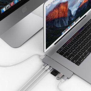 20180509_USB-C-Docks_ProStorage-HTA_HyperDrive_hero.jpg