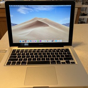 MacBook 2008 Aluminum photo.jpg