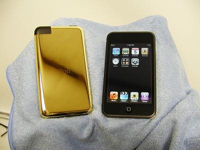 24kt-gold-plated-ipod-touch-and-iphone.jpg