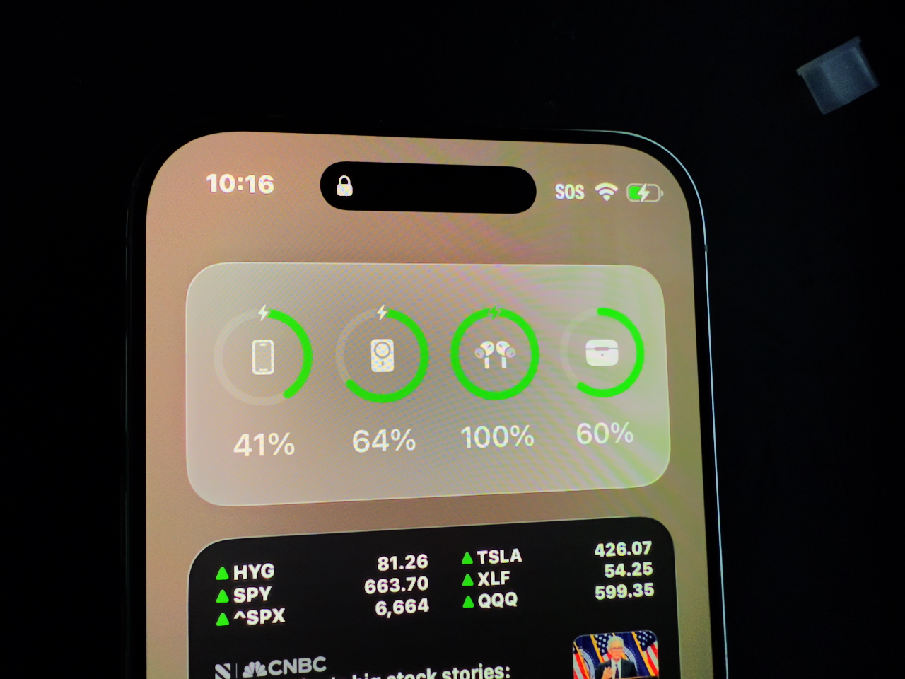 Air with magsafe battery and power meter - 3.jpeg