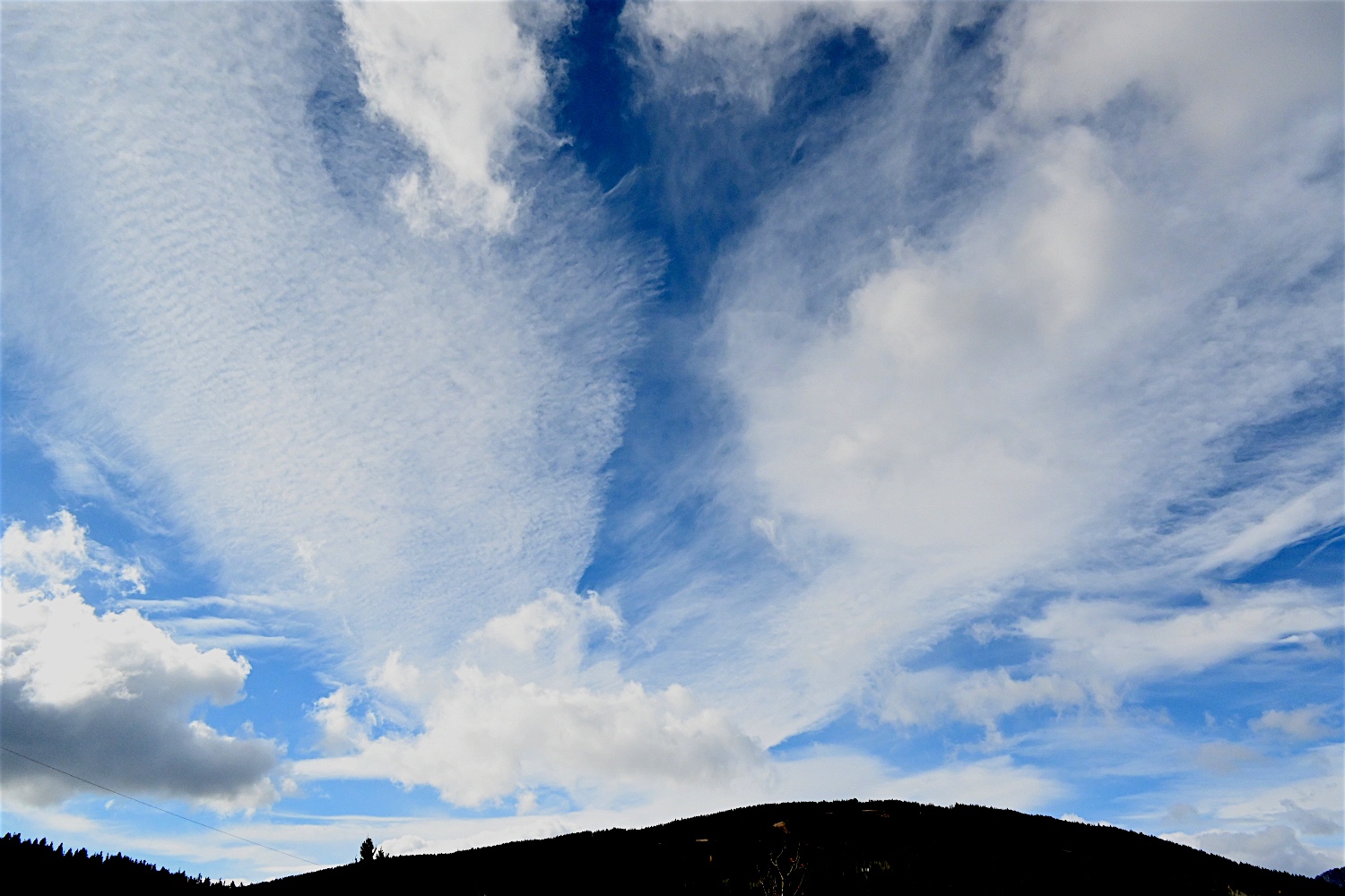 Clouds_n1015A.jpg